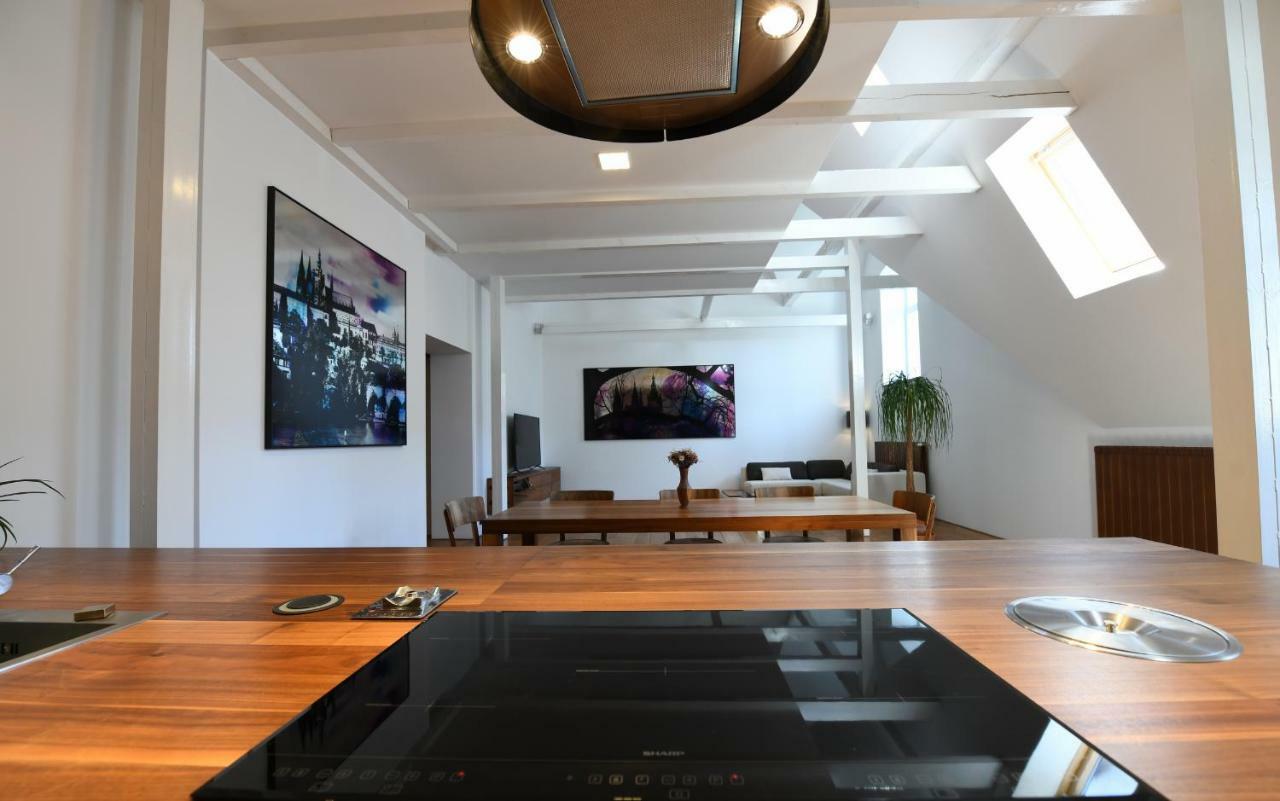 Loft Apartment ปราก ภายนอก รูปภาพ
